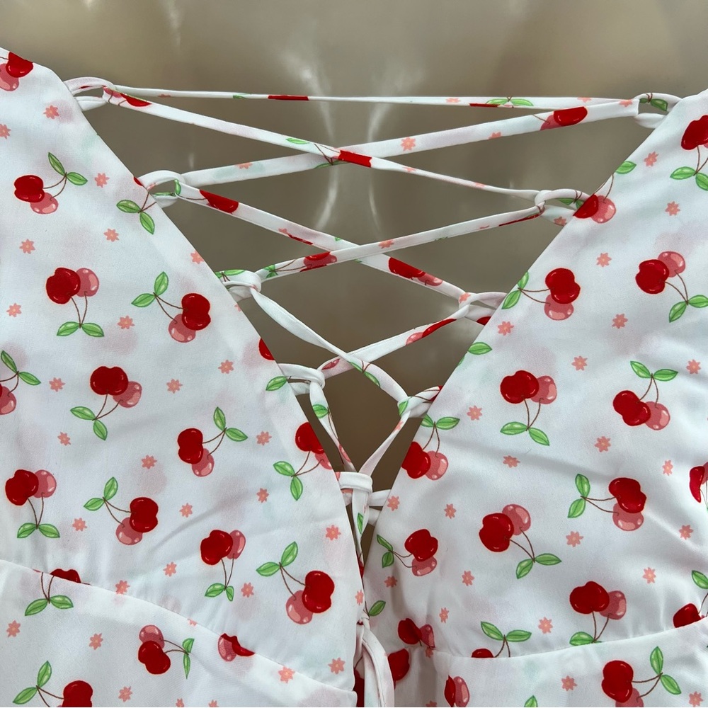 Alamour NWT 'Paisley' Cherry Print Mini Dress size Medium (US 6) - Picture 8 of 14
